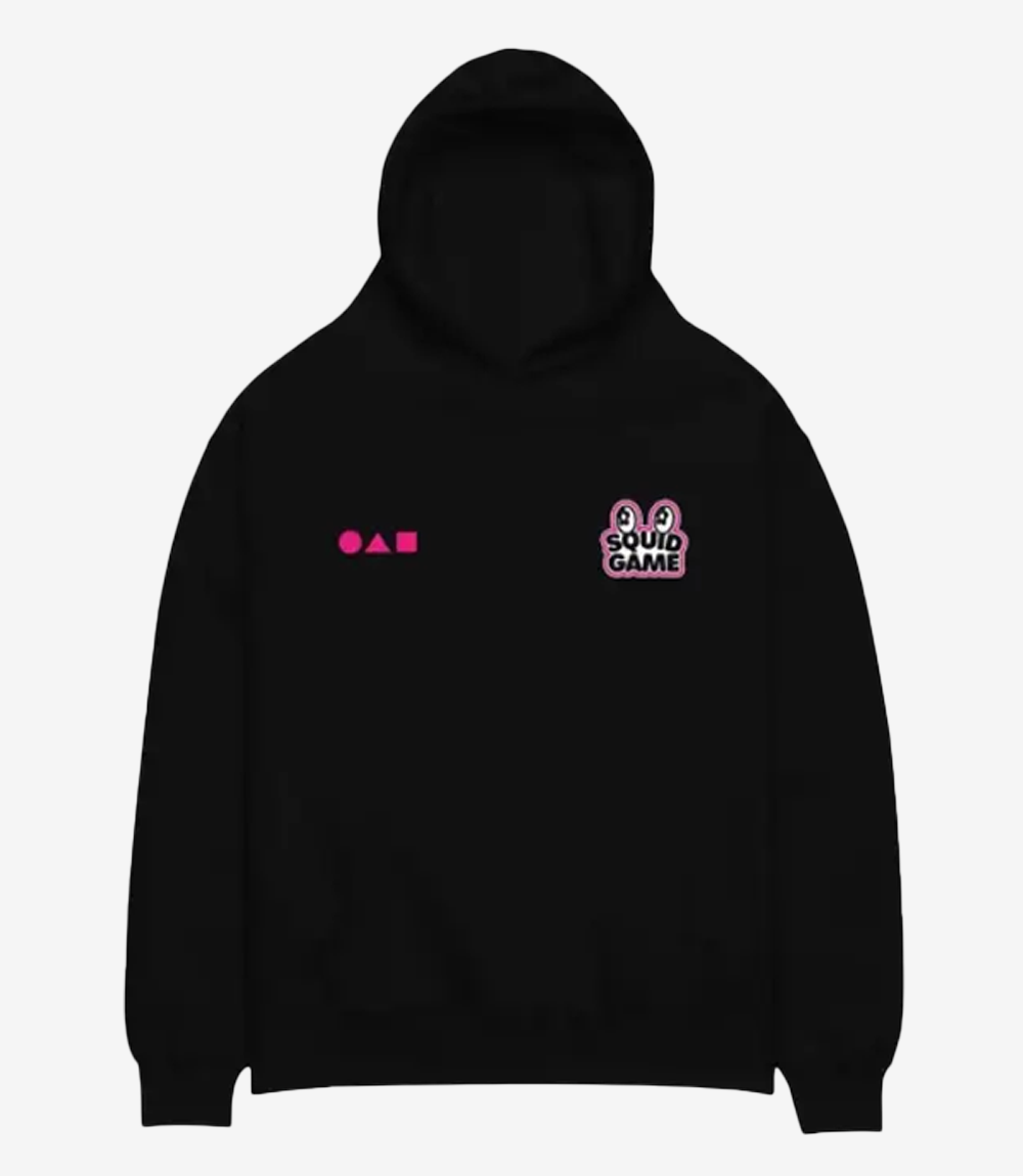 Squid Game x VANDYTHEPINK Soldiers Black Oversized Pullover Hoodie For Unisex Squid Game x VANDYTHEPINK Soldiers Black Oversized Pullover Hoodie