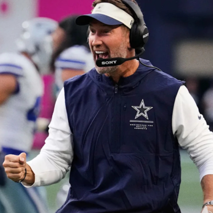 Brian Schottenheimer Dallas Cowboys Sleeveless Anorak 2026 1