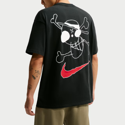 Nike x One Piece Graphic T-Shirt 1 (1)