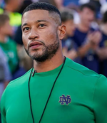 Marcus Freeman Notre Dame Fighting Irish 2026 Sweatshirt (1)