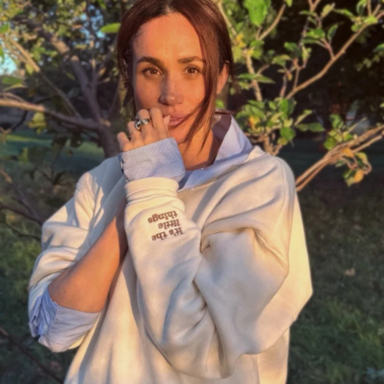 Meghan Markle Crewneck Pullover